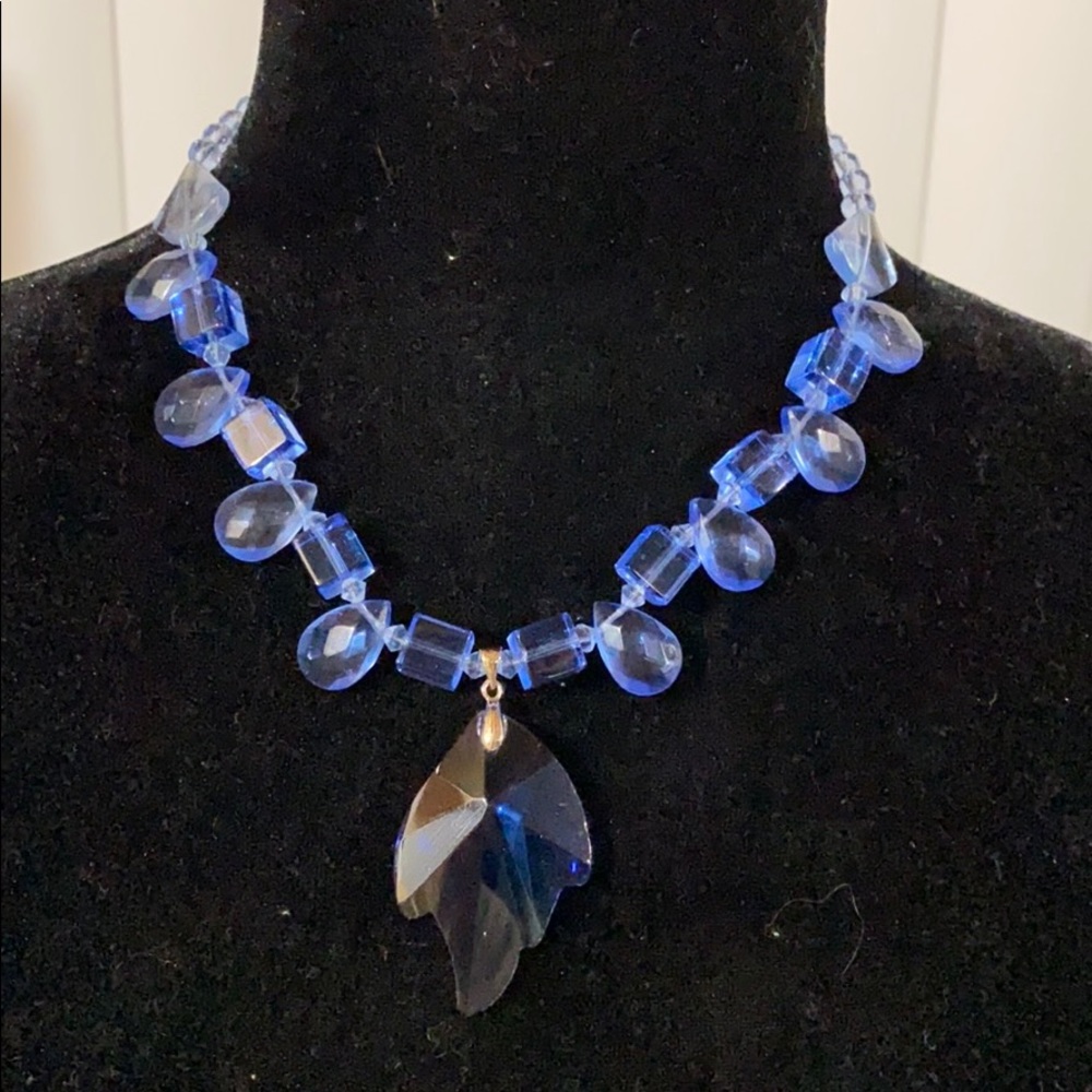2/$10 plastic necklace